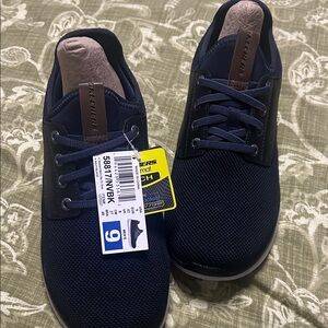 Skechers Men's Navy/Black Sneakers